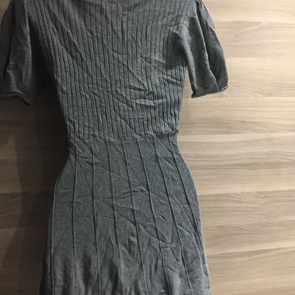 FEMME DE CARRIÈRE kNIT DRESS - Picture 3 of 5